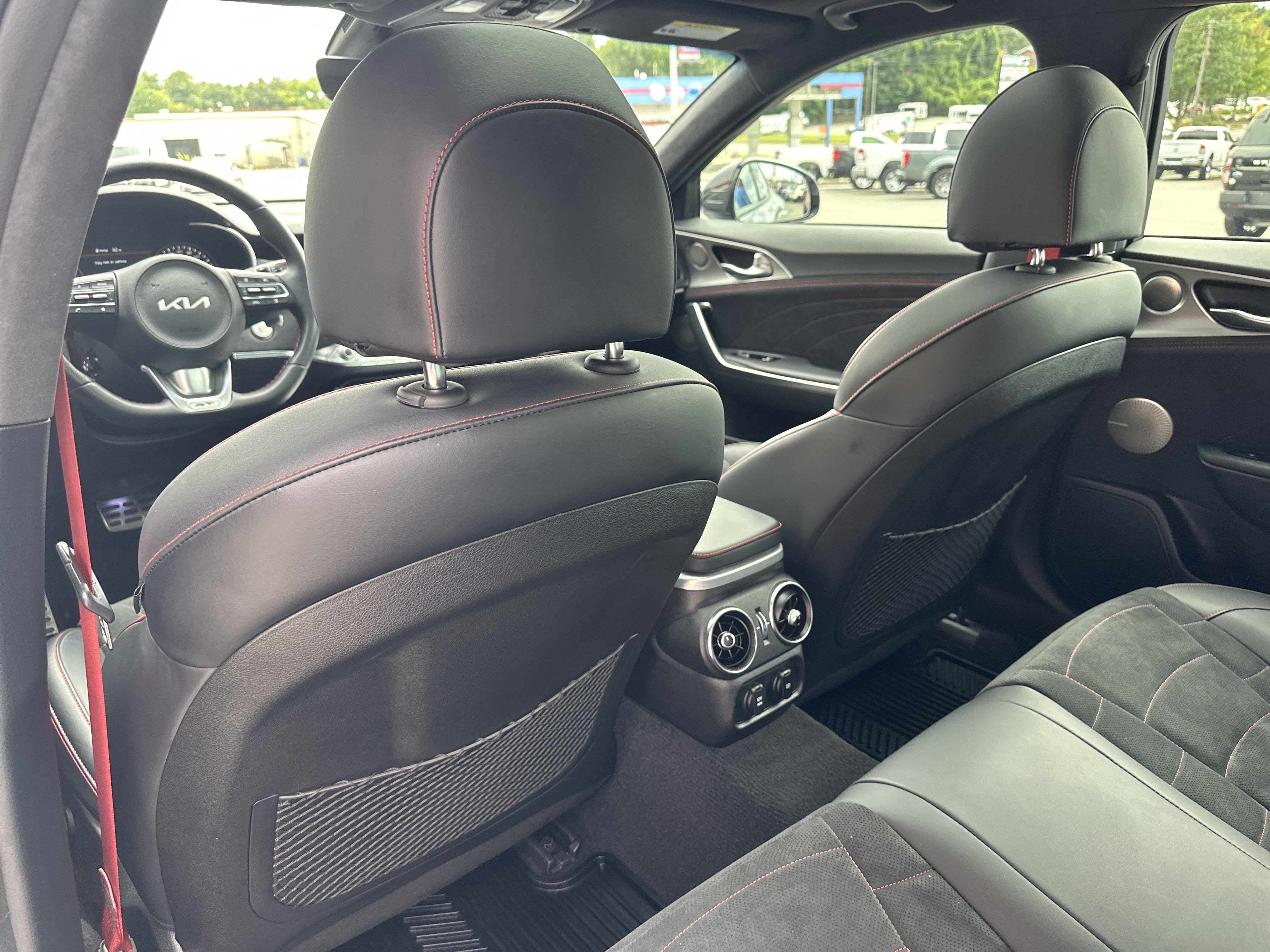 2023 Kia Stinger GT2 photo 12