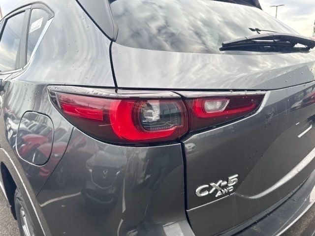 2025 Mazda CX-5 2.5 S Preferred photo 11