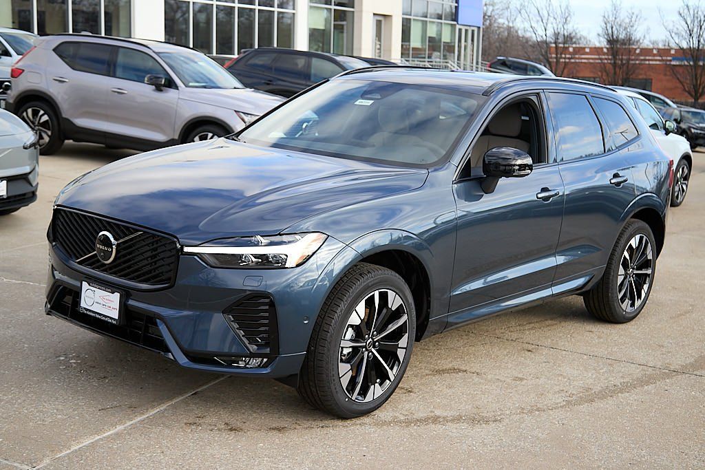 2026 VOLVO XC60 - Image 5