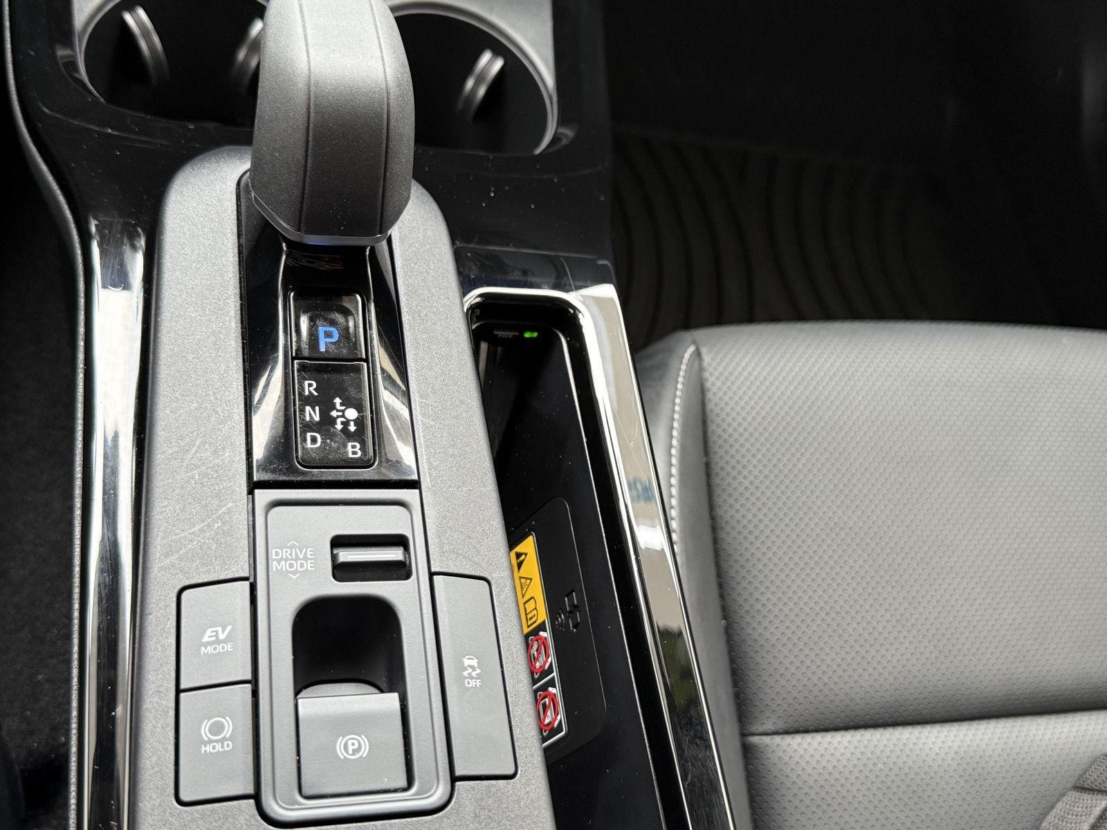 2024 Toyota Prius Limited photo 21