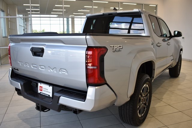 2025 Toyota Tacoma TRD Sport photo 9