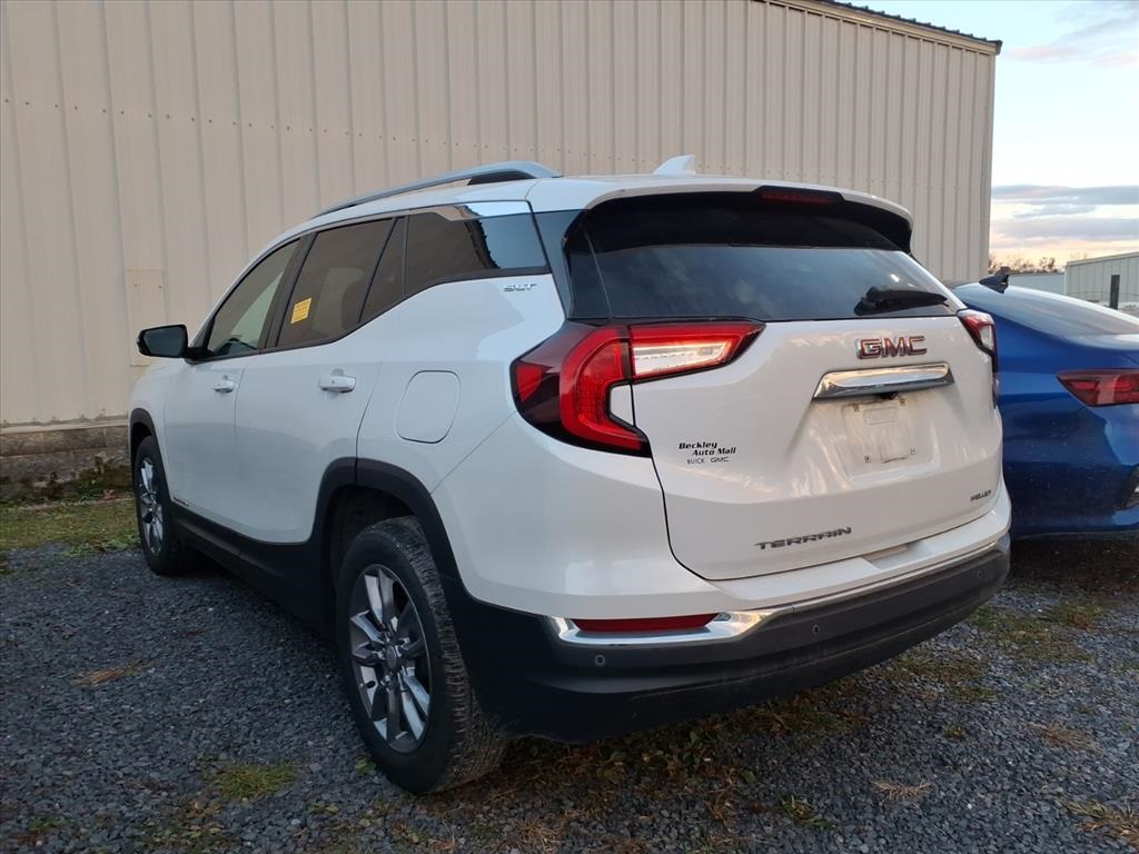 2022 Gmc Terrain SLT photo 3