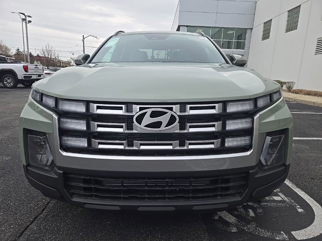 2025 Hyundai Santa Cruz SEL Activity photo 3