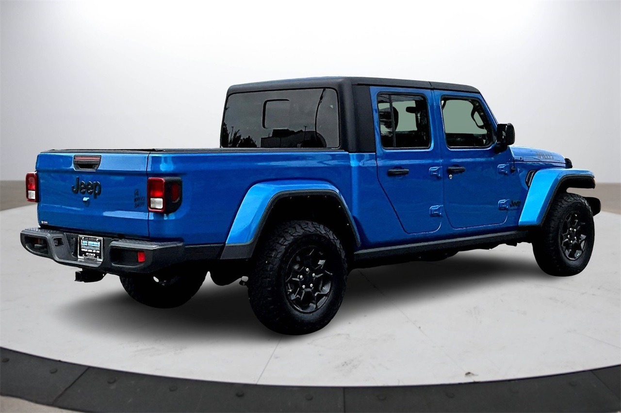 2023 Jeep Gladiator Willys photo 8