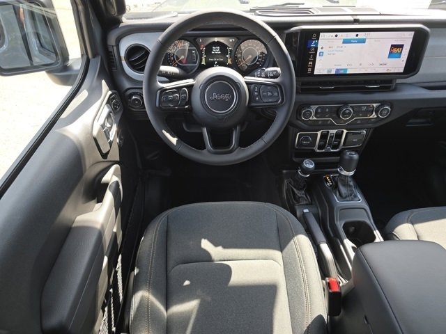 2025 Jeep Wrangler Sport S photo 3