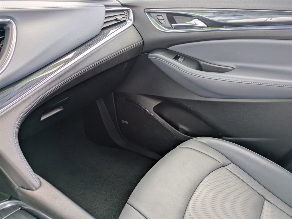 2024 Buick Enclave Premium photo 19