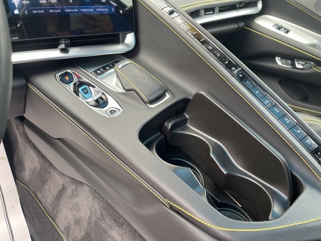 2024 Chevrolet Corvette Stingray 3LT photo 17
