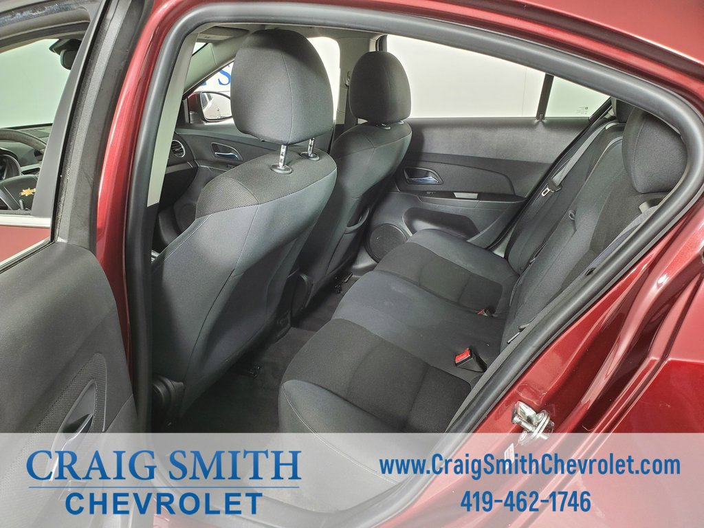 2016 Chevrolet Cruze LT photo 4
