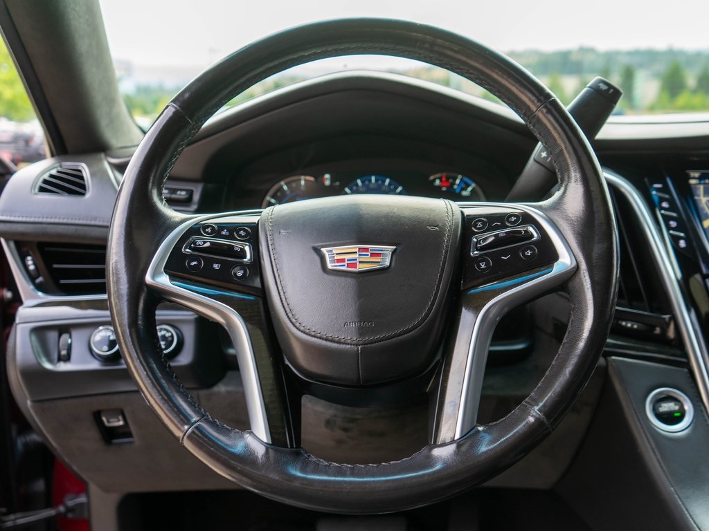 2018 Cadillac Escalade ESV Platinum photo 16
