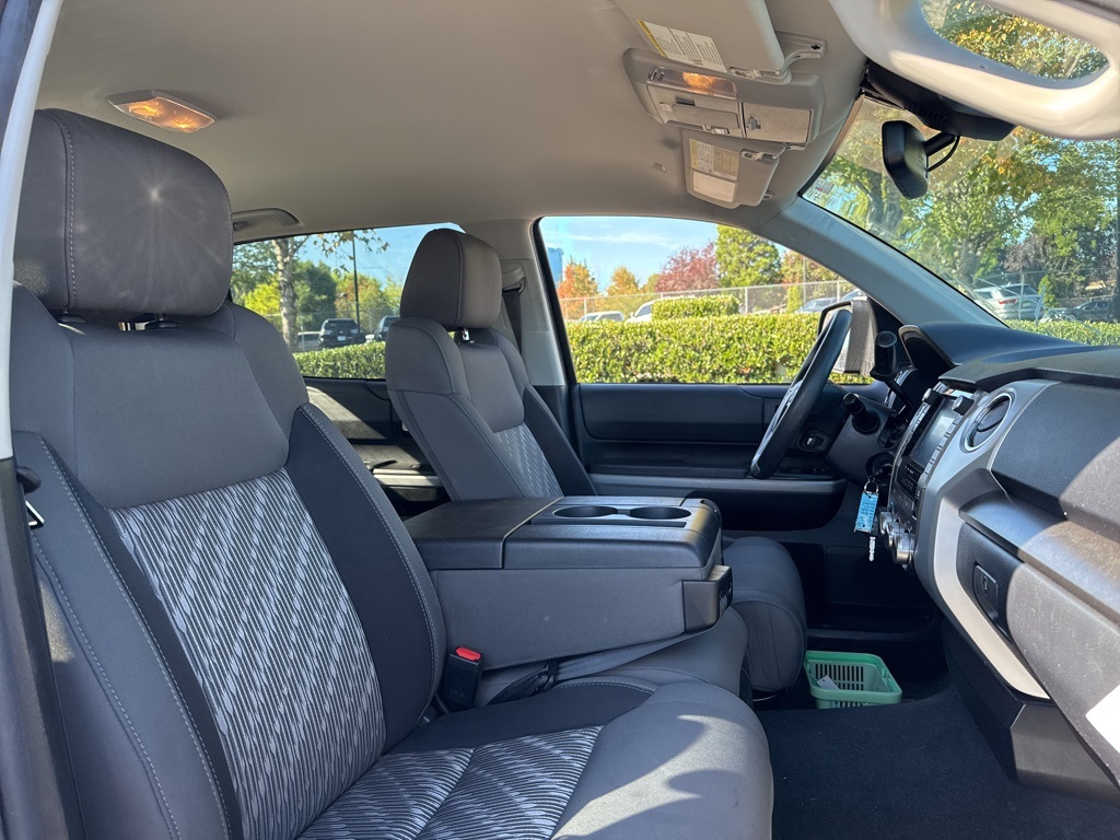 2020 Toyota Tundra SR5 Grade photo 23