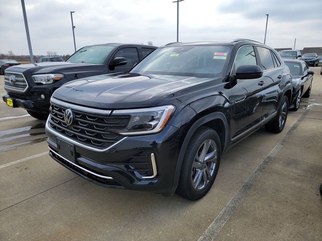 2024 Volkswagen Atlas Cross Sport SEL R-Line photo 4