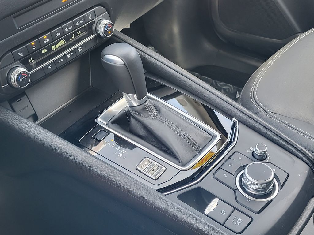 2024 Mazda CX-5 2.5 S Preferred photo 14