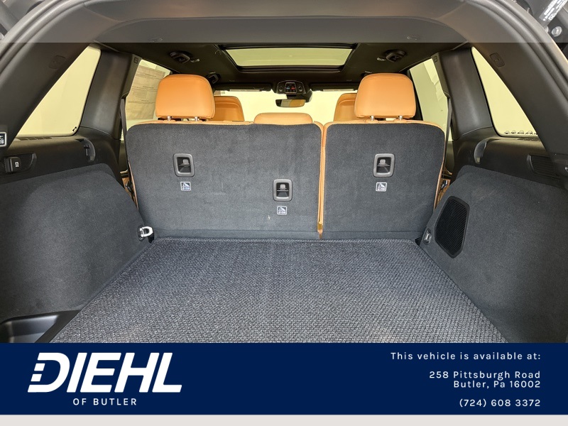 2025 Jeep Grand Cherokee Summit photo 3
