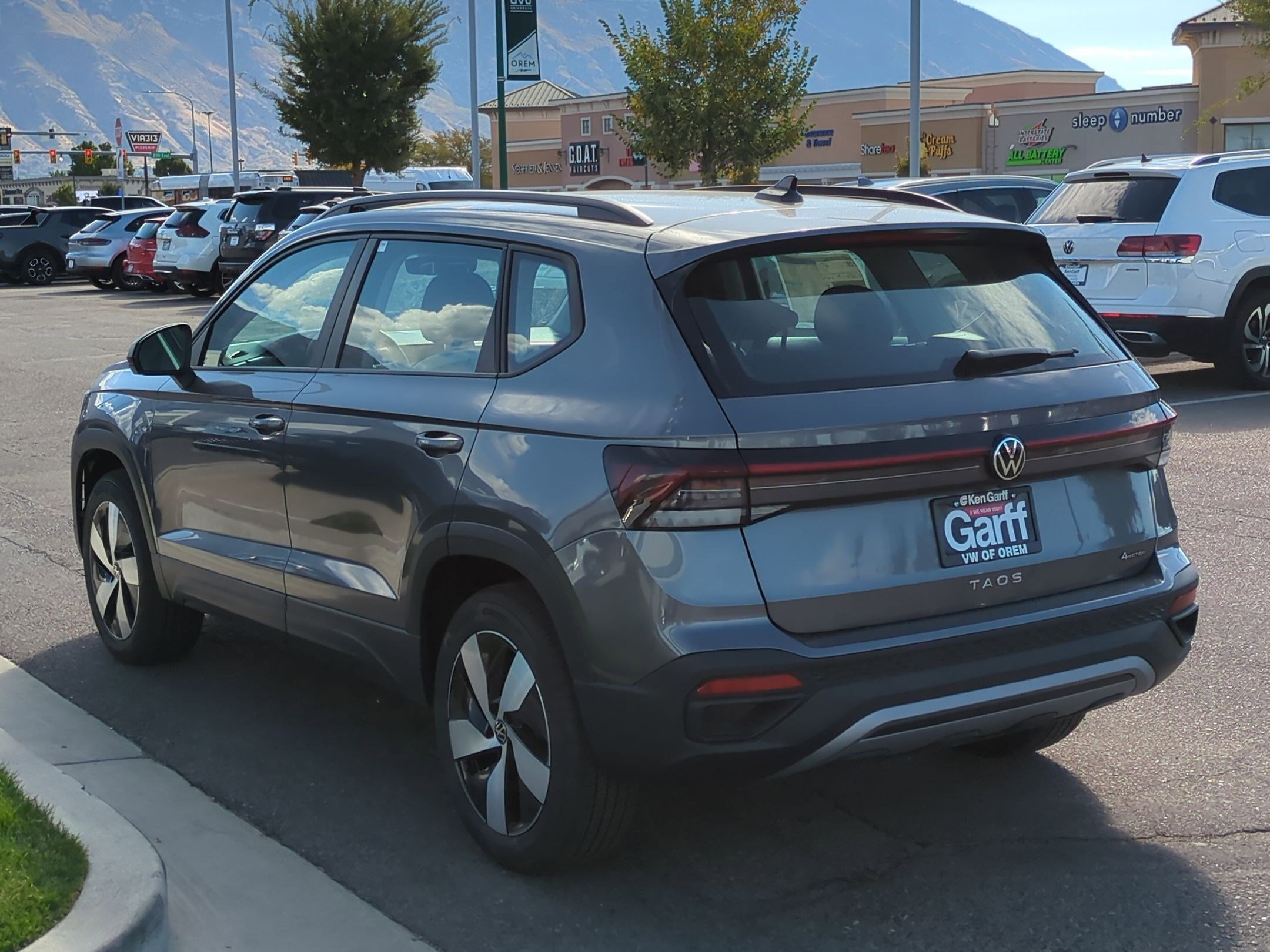 2025 Volkswagen Taos S photo 3