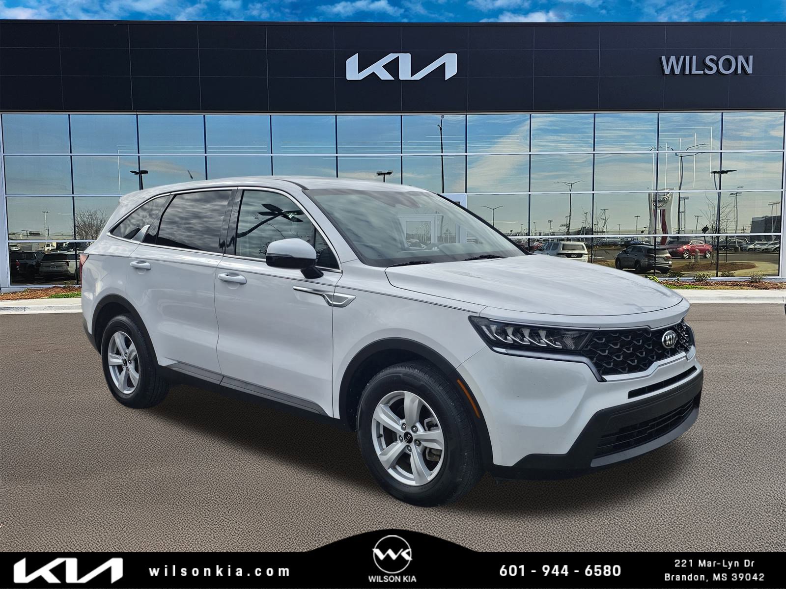 2021 Kia Sorento LX's photo
