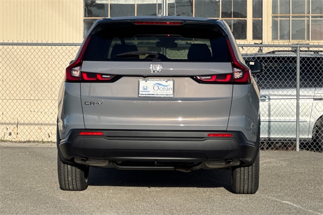 2025 Honda CR-V LX photo 6