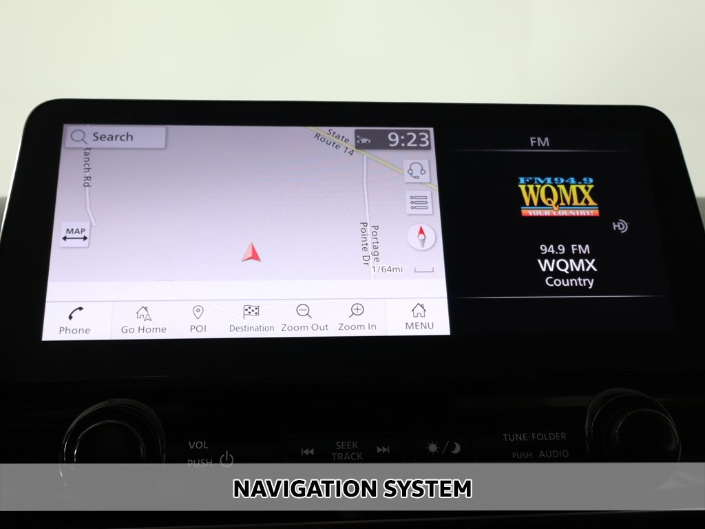 2023 Nissan Armada SL photo 3