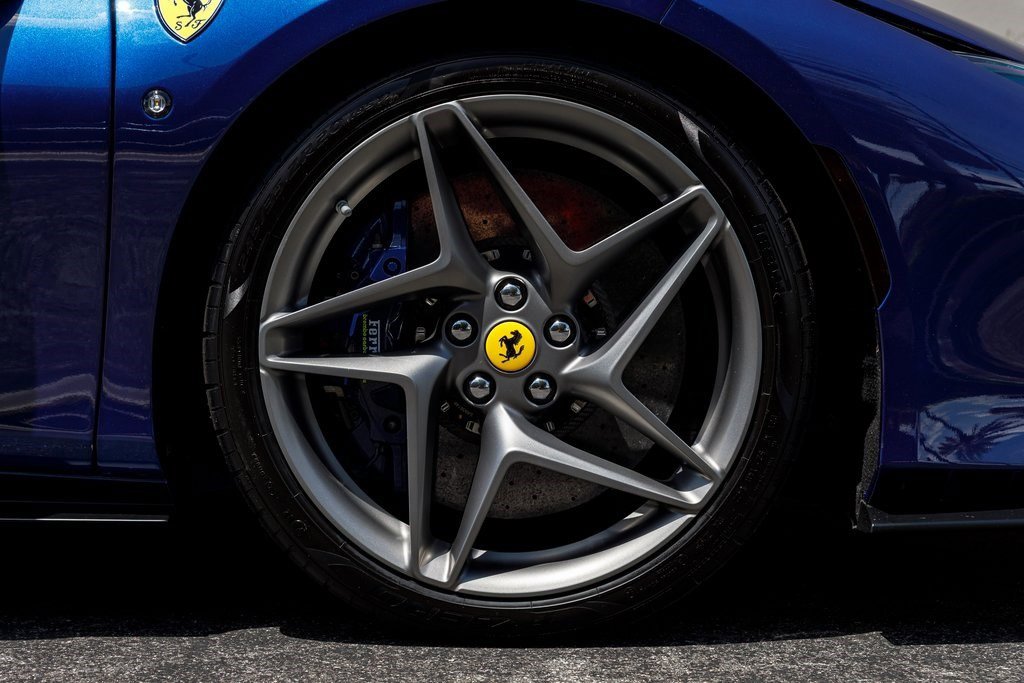 2022 Ferrari F8 Spider photo 21