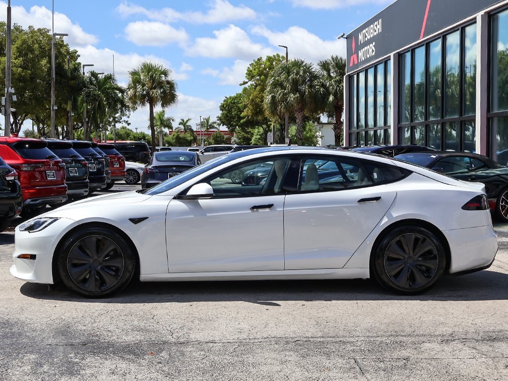 2022 Tesla Model S photo 11