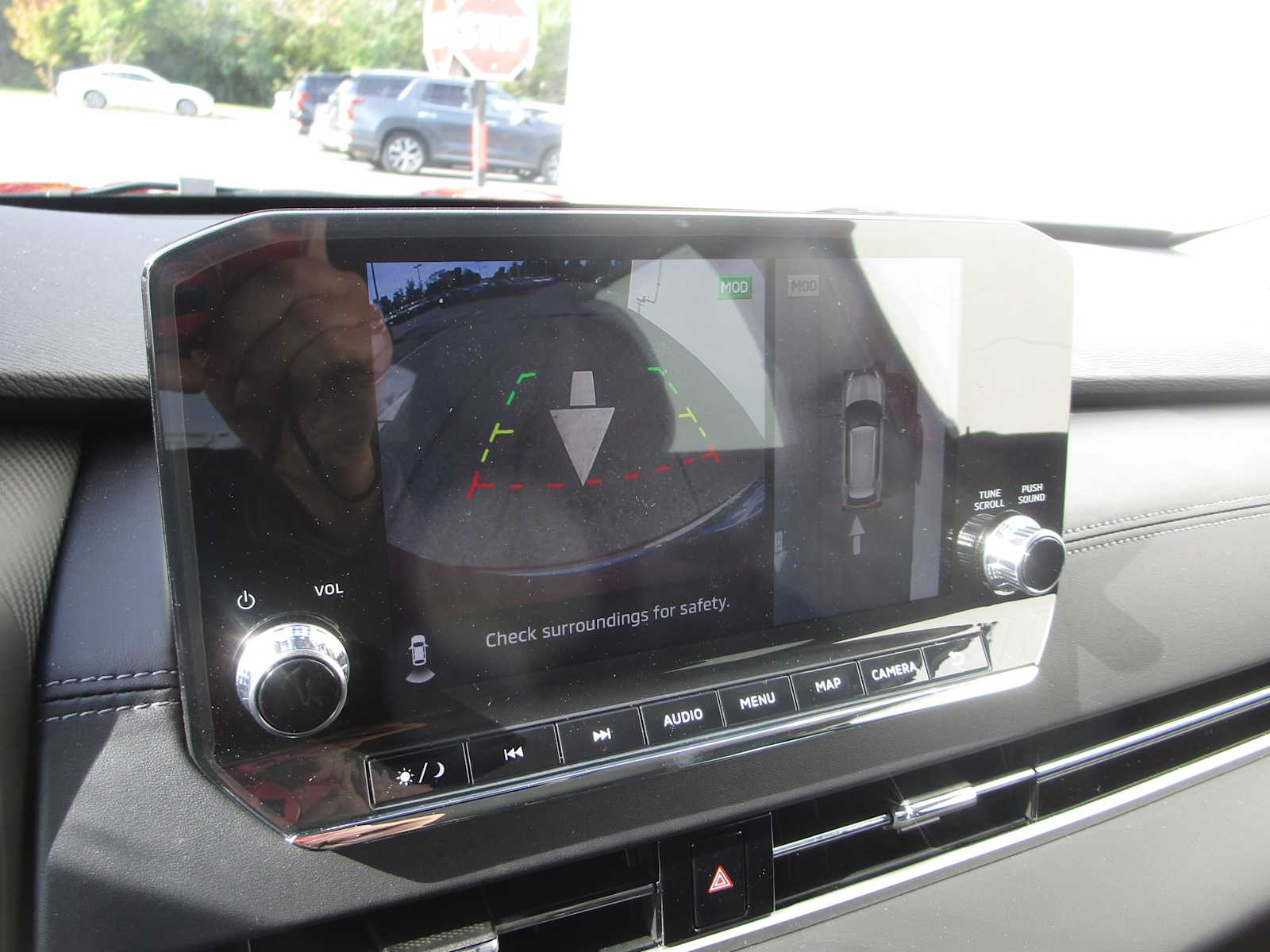 2023 Mitsubishi Outlander PHEV SE photo 18