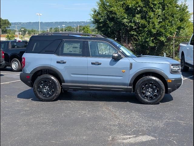 2025 Ford Bronco Sport Badlands photo 3