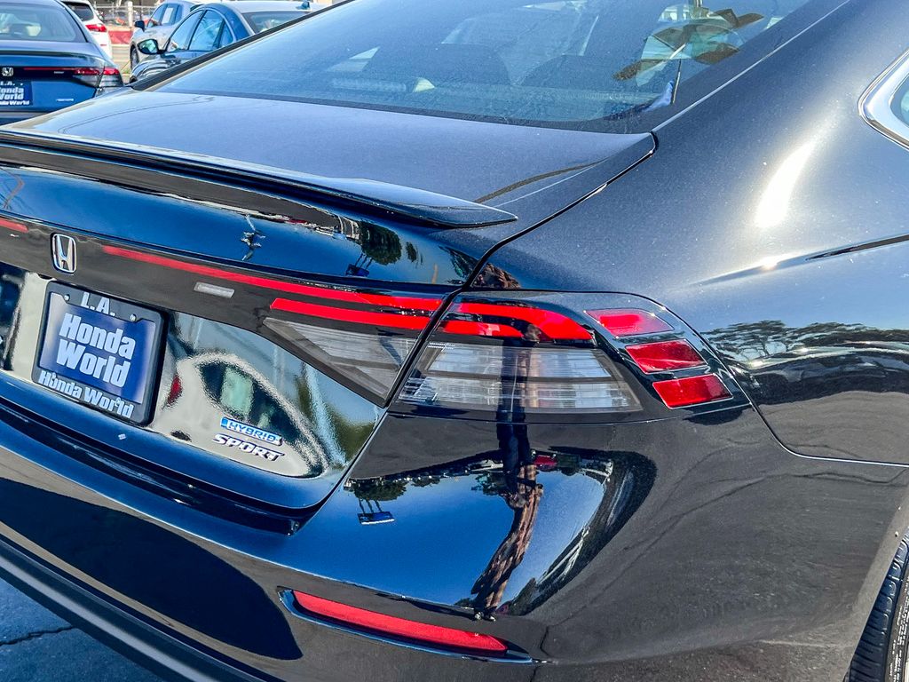 2025 Honda Accord Hybrid Sport photo 10
