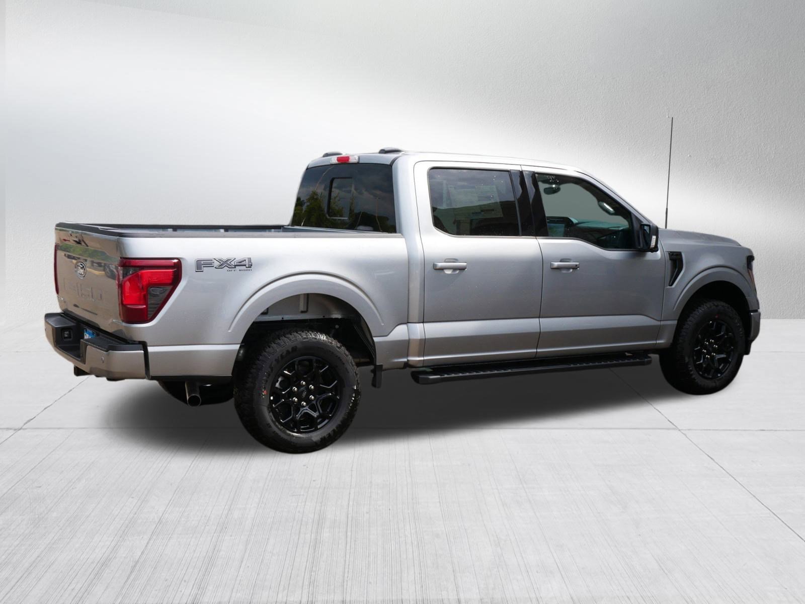 2024 Ford F-150 XLT photo 7