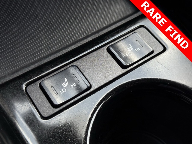 2021 Toyota Prius Prime LE photo 28