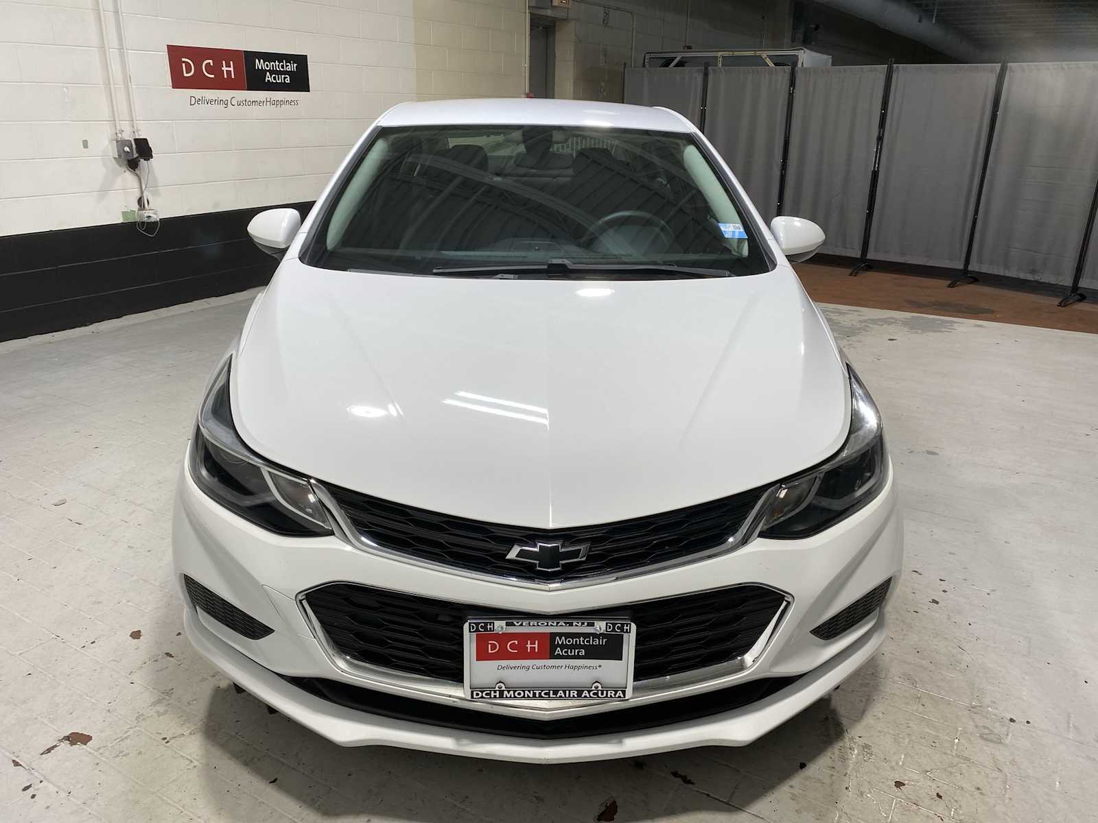 2017 Chevrolet Cruze LT photo 6