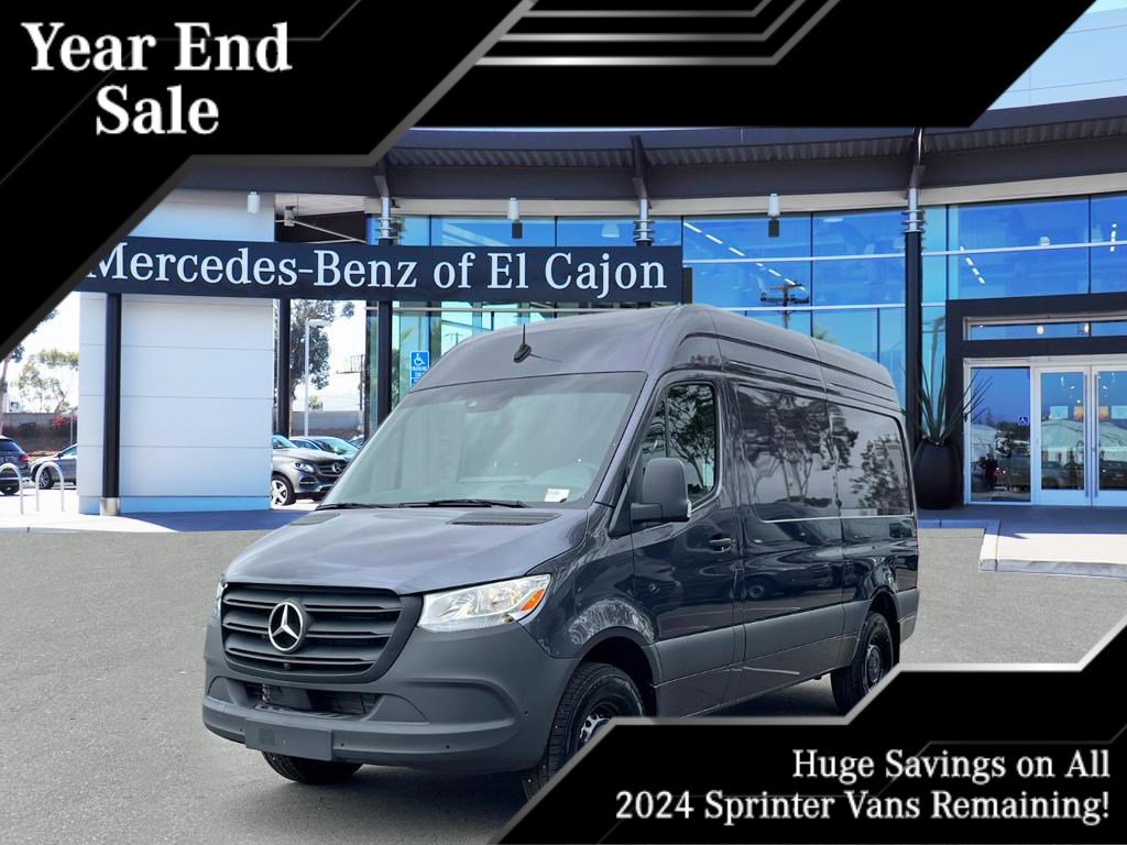 2024 Mercedes-Benz Sprinter Crew Van Base's photo