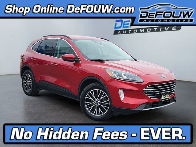 2022 Ford Escape Titanium