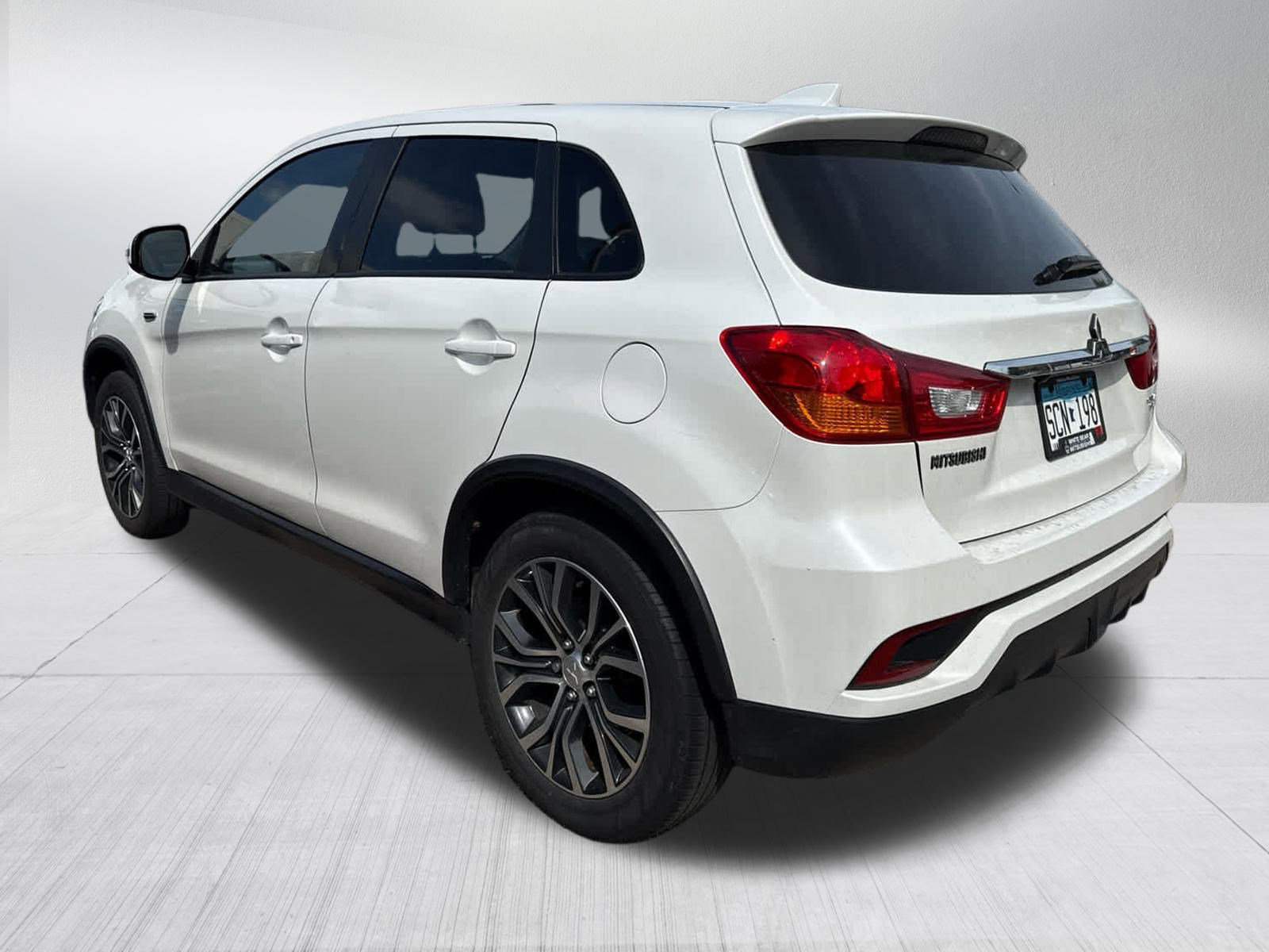 2018 Mitsubishi Outlander Sport ES photo 4