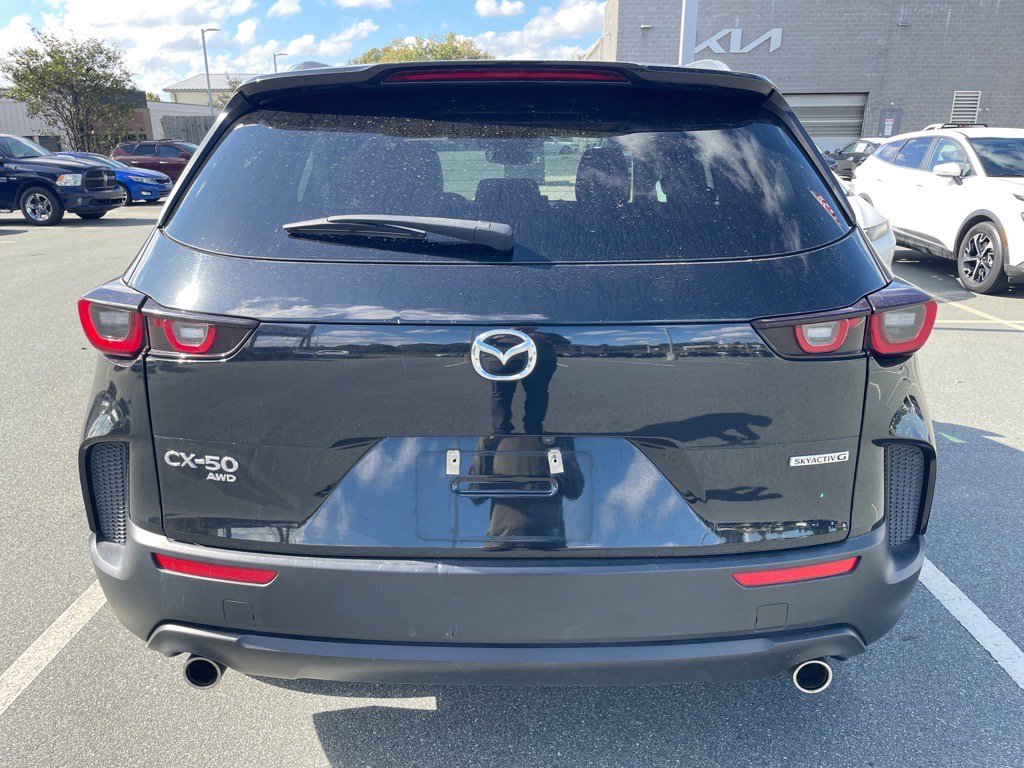 2023 Mazda CX-50 2.5 Preferred Plus photo 3
