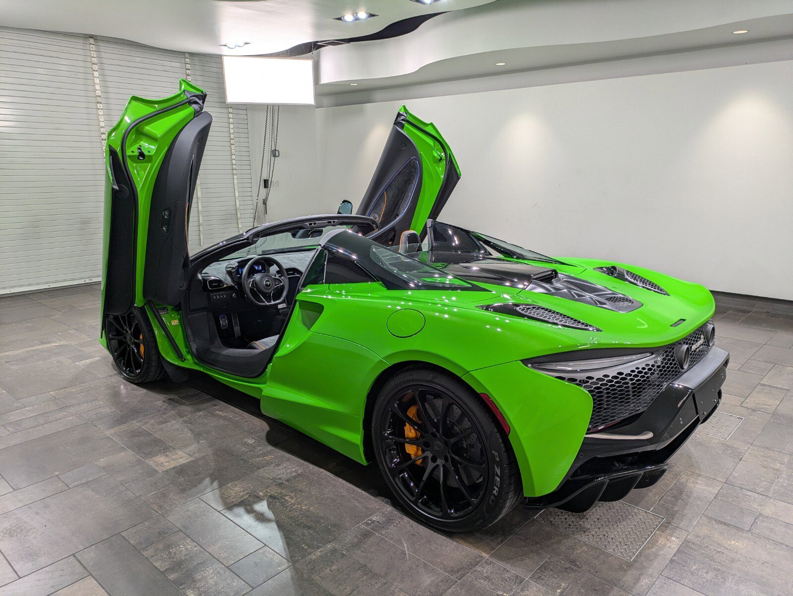 2025 Mclaren ARTURA Spider photo 23