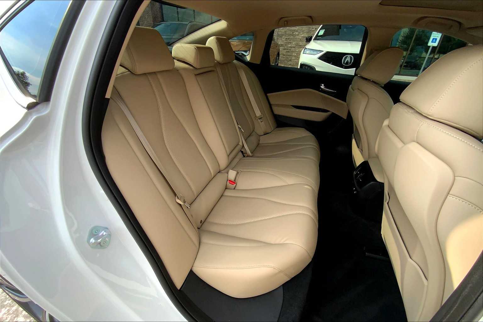 2025 Acura TLX Technology photo 20