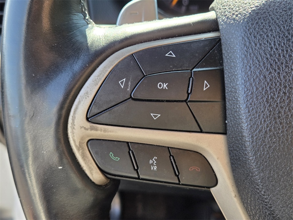 2017 Jeep Grand Cherokee Laredo photo 21