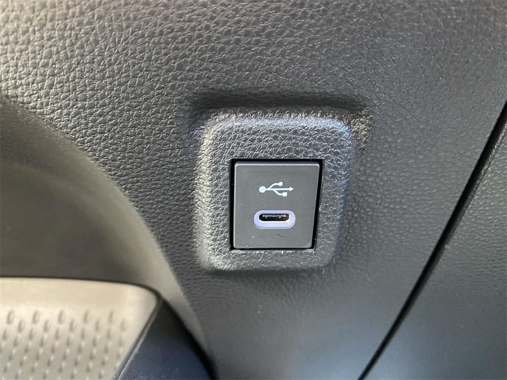 2026 Toyota Corolla LE photo 27