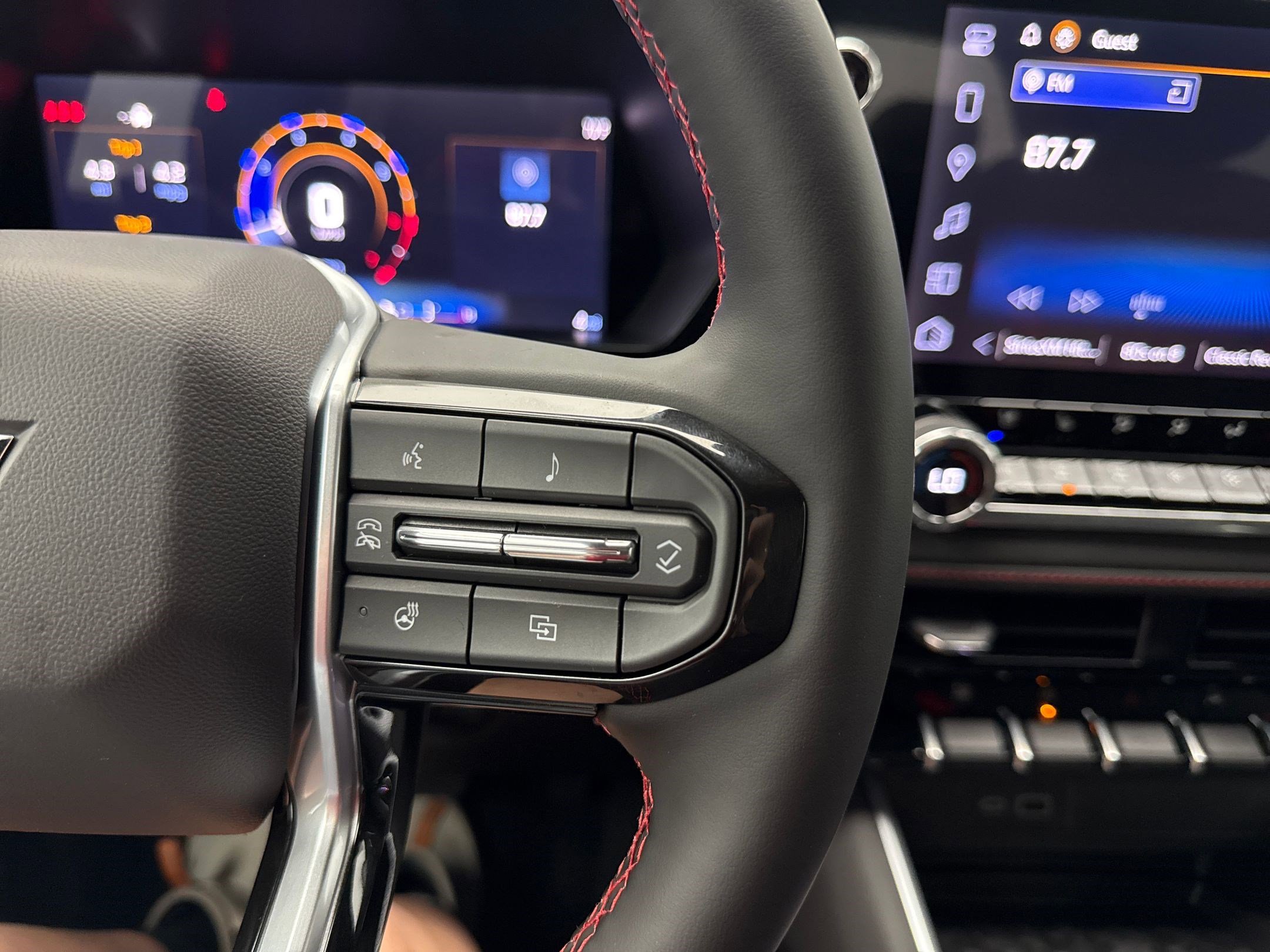 2026 Chevrolet Colorado Z71 photo 38