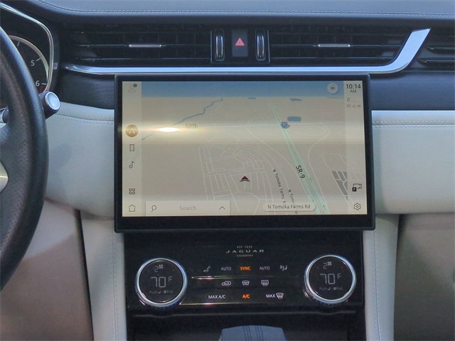 2023 Jaguar F-PACE P400 R-Dynamic S photo 18