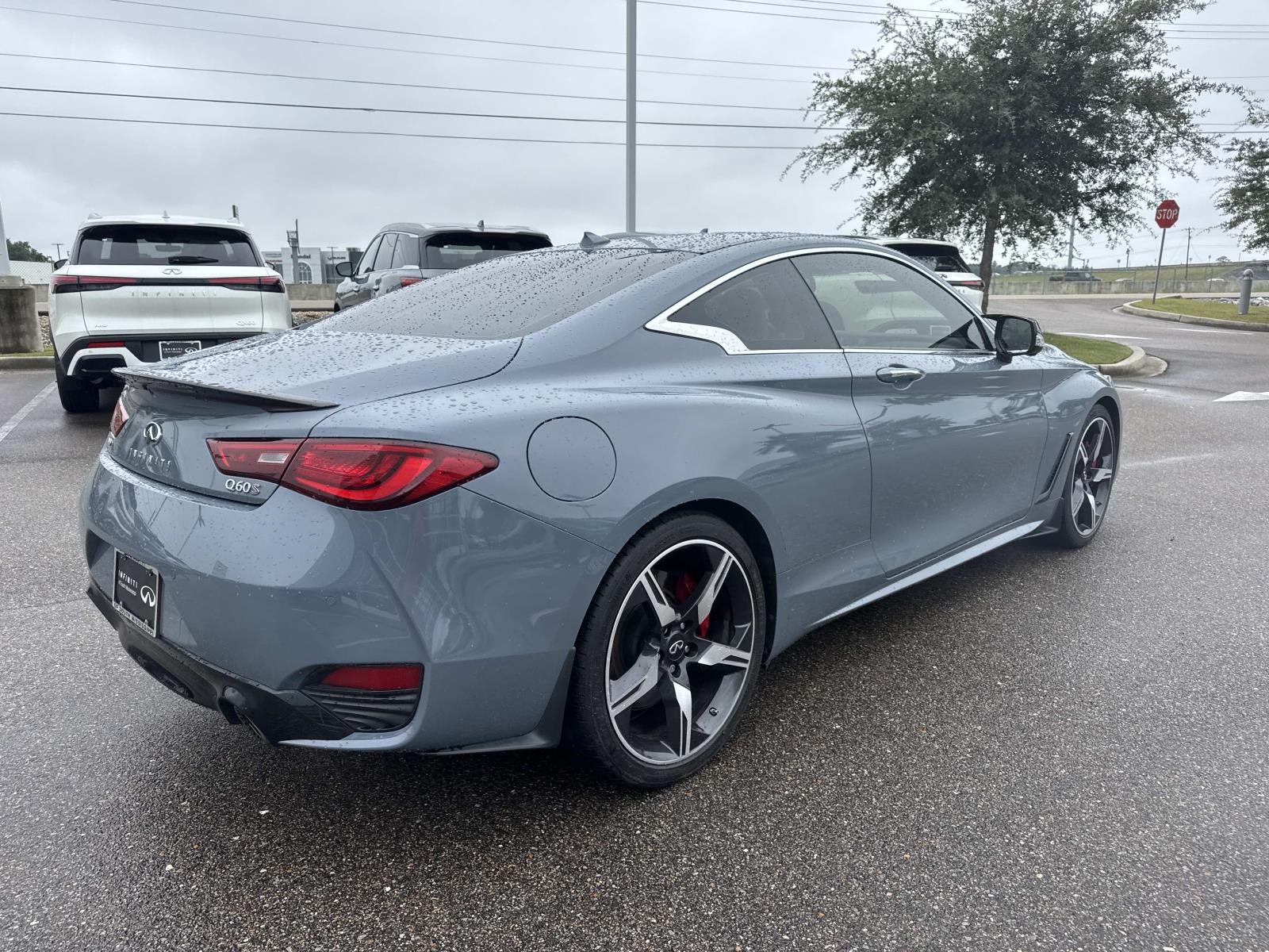 2021 Infiniti Q60 Red Sport 400 photo 5