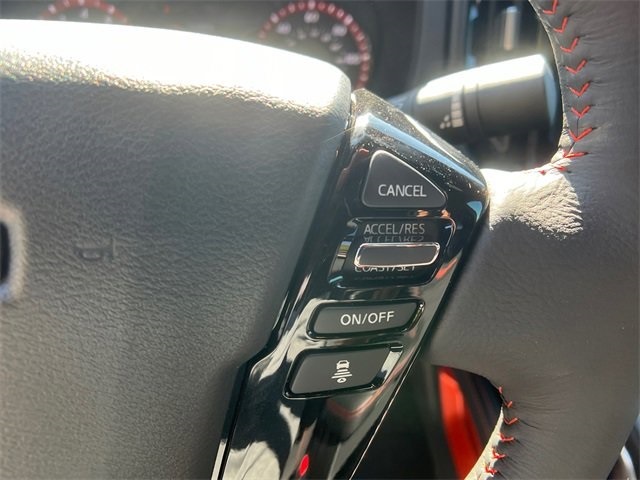 2025 Nissan Frontier PRO-4X photo 17
