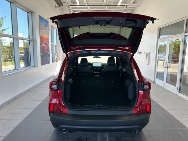 2025 Ford Escape ST-Line photo 35