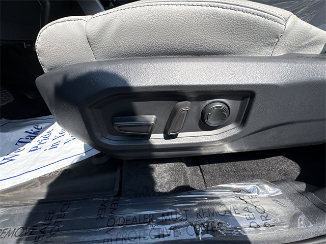 2026 Toyota Tundra Limited photo 4