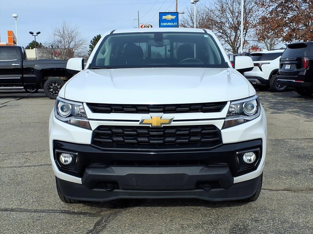 2022 Chevrolet Colorado LT photo 2