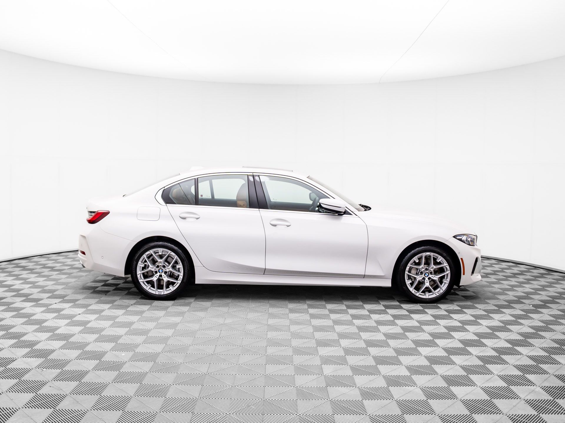 2025 Bmw 330i xDrive photo 5