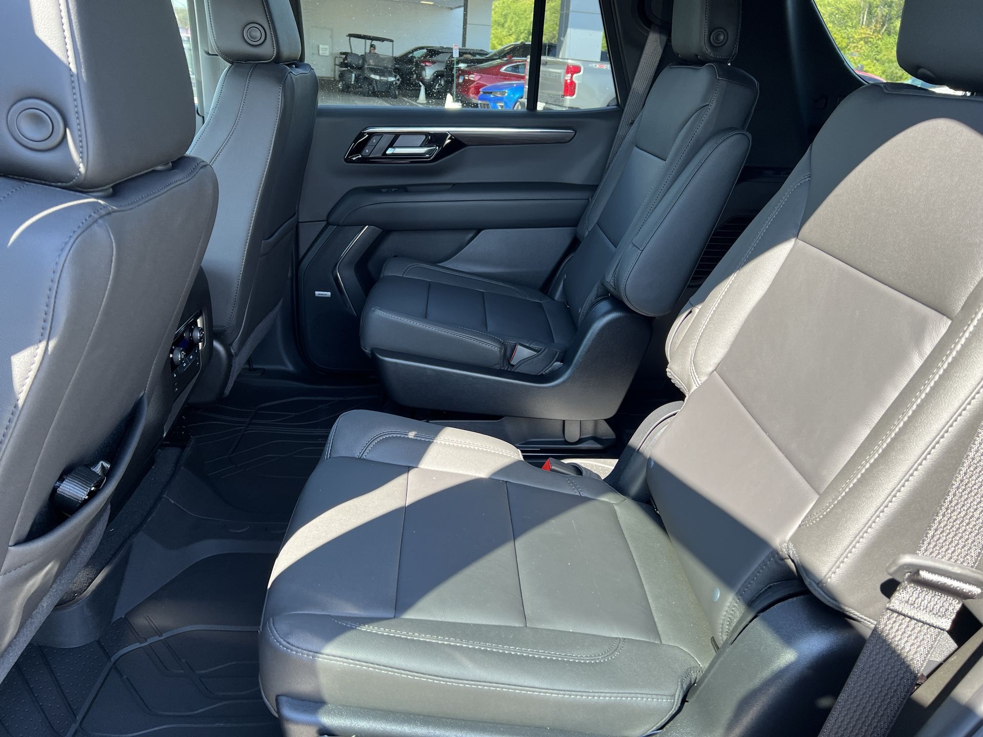 2026 Chevrolet Tahoe LT photo 10
