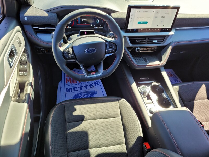 2025 Ford Explorer ST photo 7