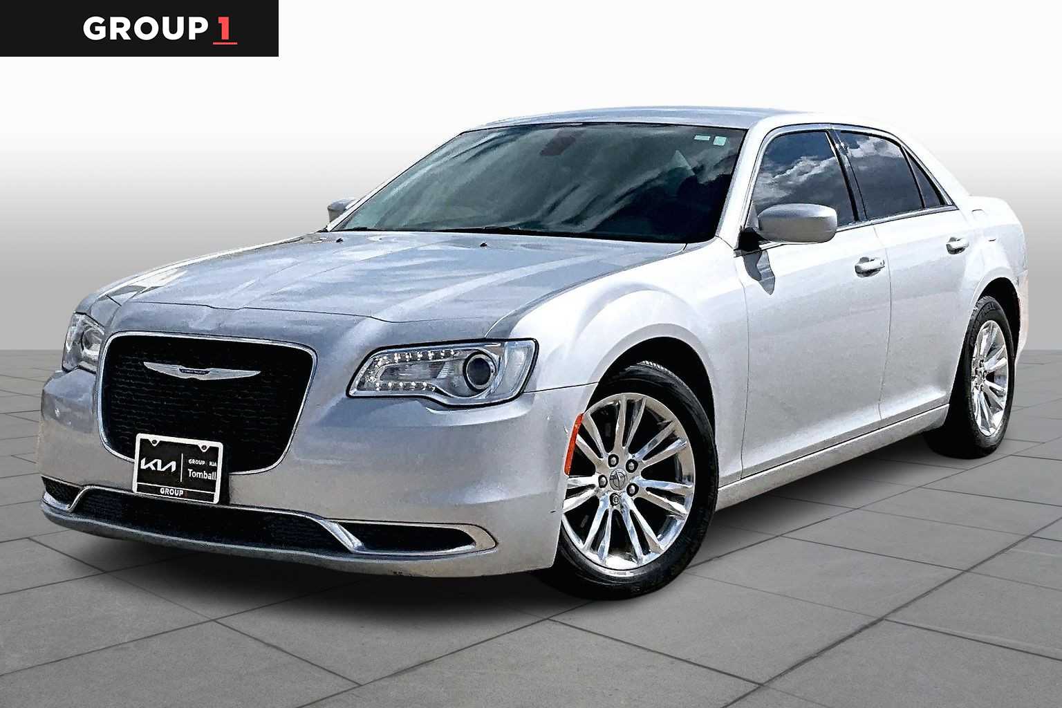 2019 Chrysler 300 Touring