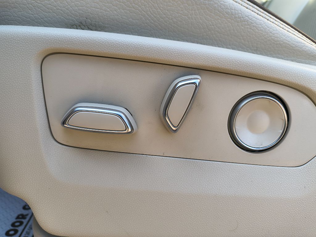 2021 Gmc Yukon Denali Ultimate photo 17