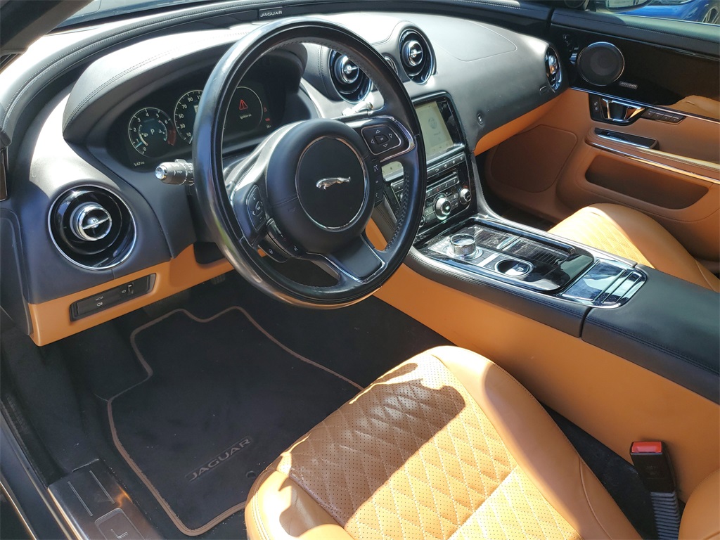 2019 Jaguar XJ Supercharged photo 22